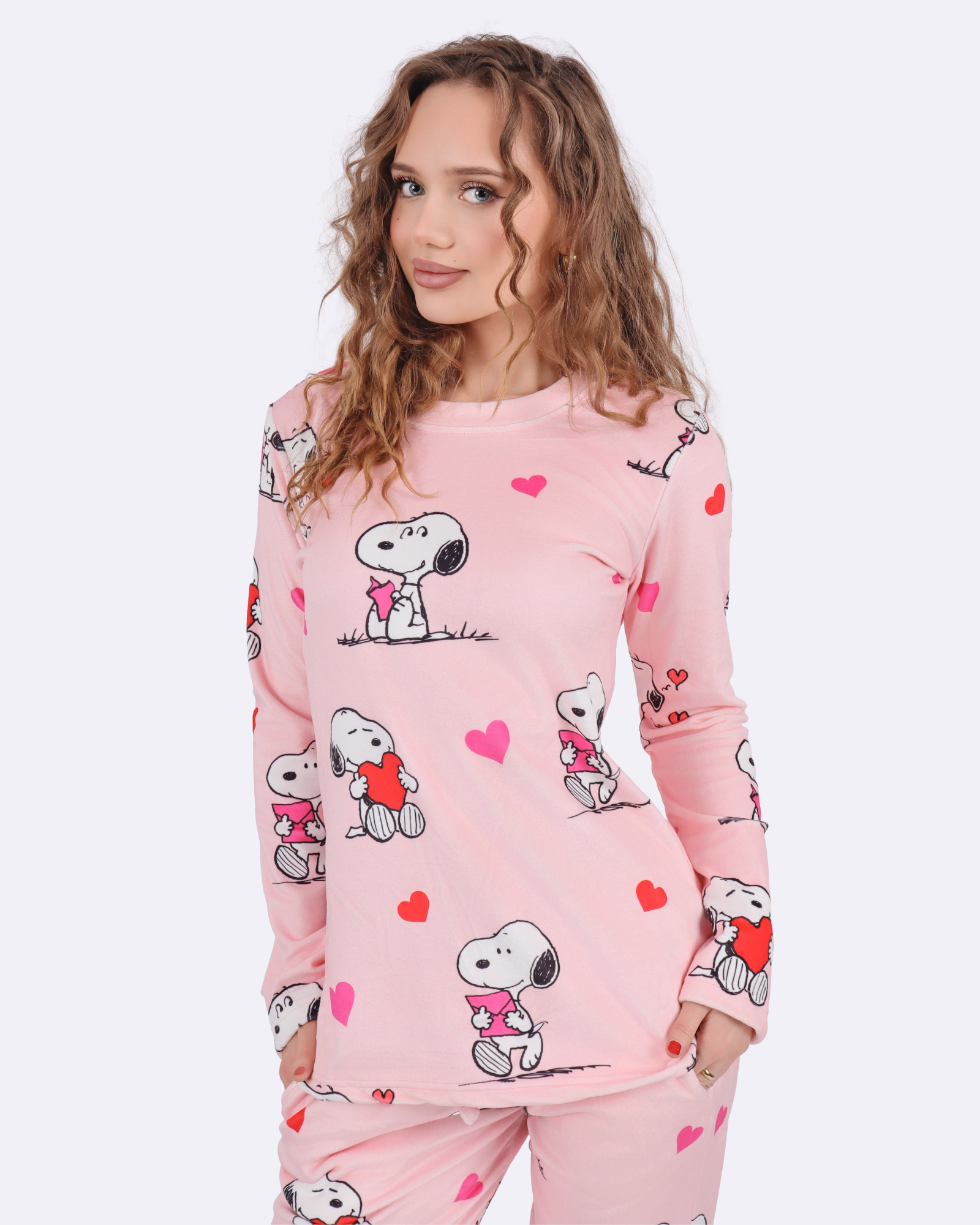 Fluwelen pyjama met Snoopy-hartjes